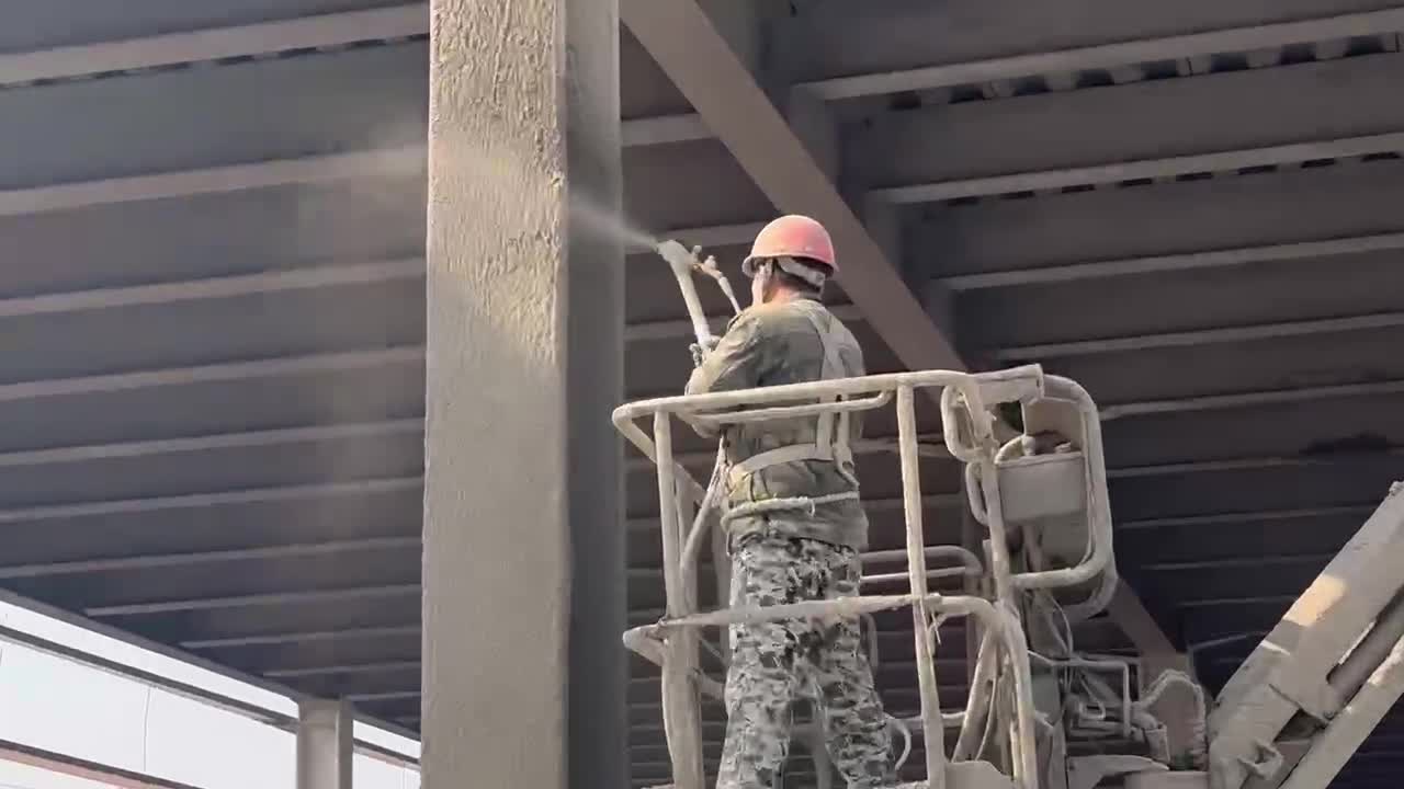 For construction projects in the steel structure fireproof coating construction need to pay attention to what matters